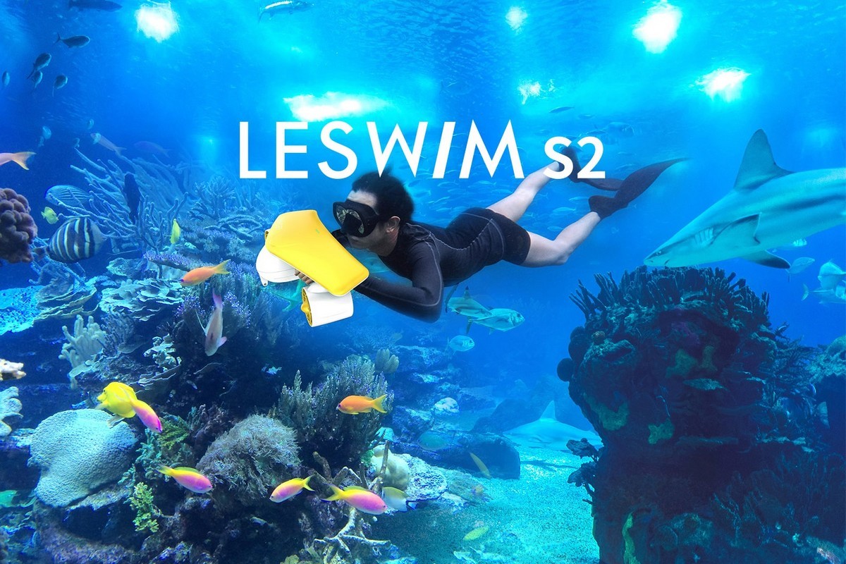 водний скутер Leswim