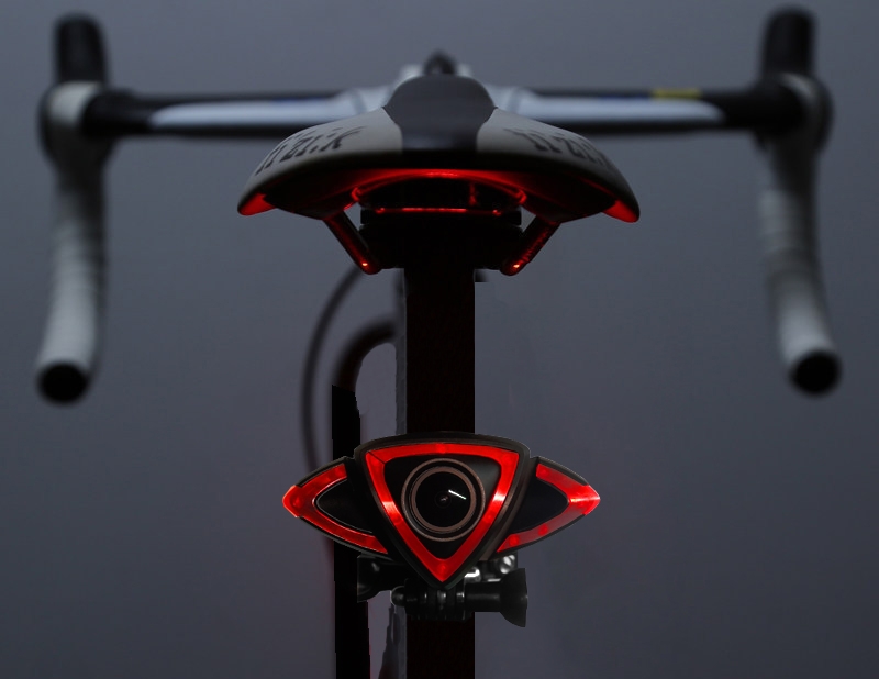 задня камера велосипеда wifi + світлодіодні сигнальні лампи