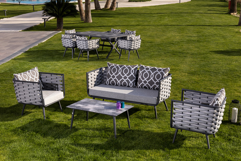 Розкішне сидіння для саду або тераси з високоякісною алюмінієвою конструкцією елегантного сірого кольору