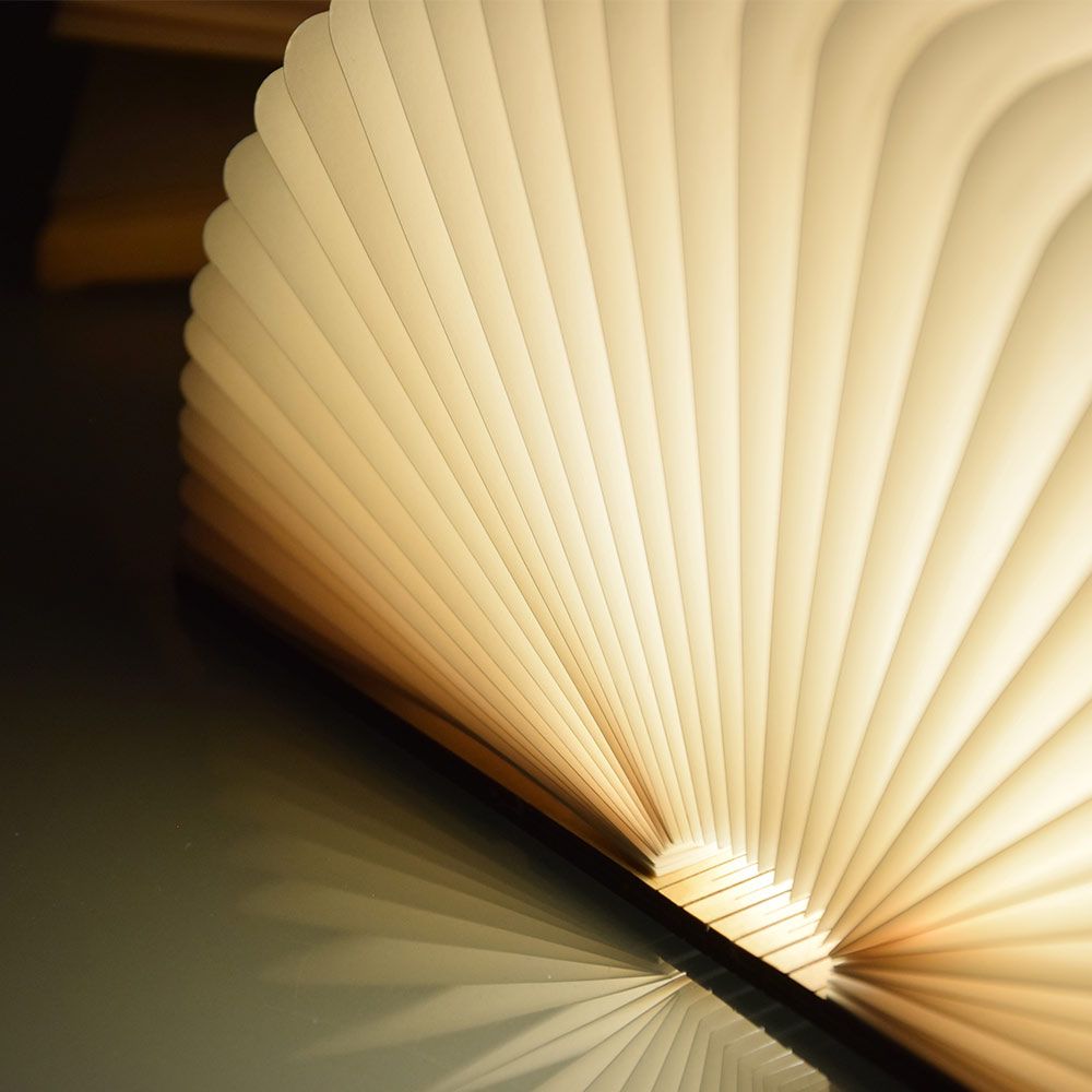 освітлений книжковий складаний світильник